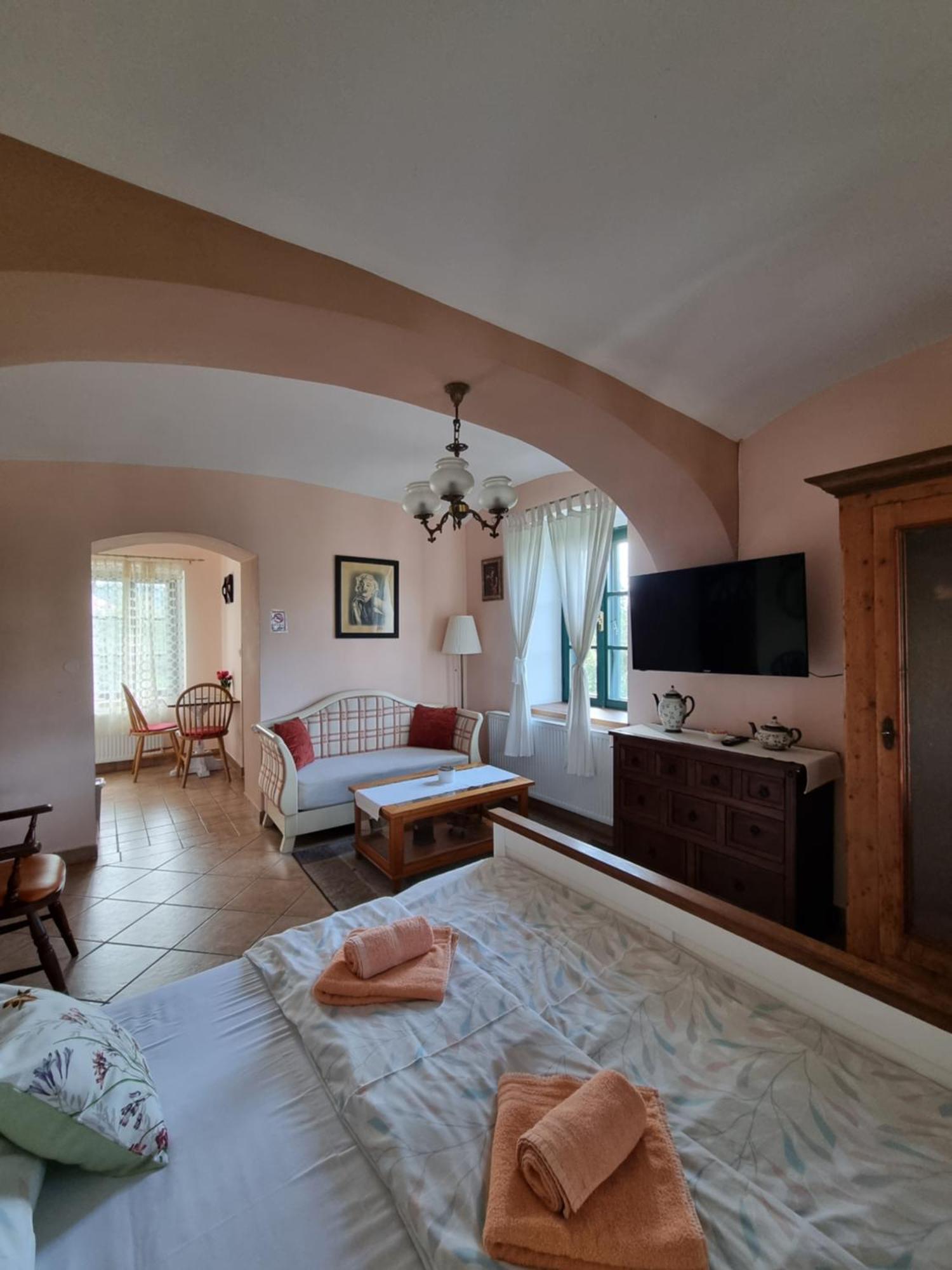 Taverna 1860 Rooms & Apartments Donja Zelina Szoba fotó